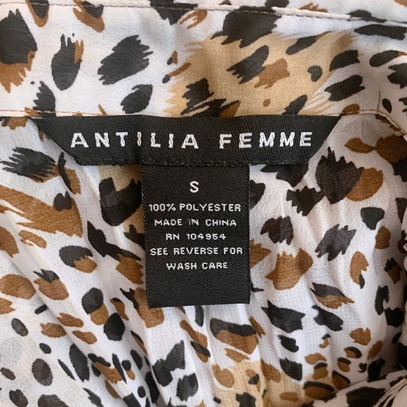 $5 CLEARANCE! Antilia Femme Animal Print Sheer Button Top - Picture 4 of 5